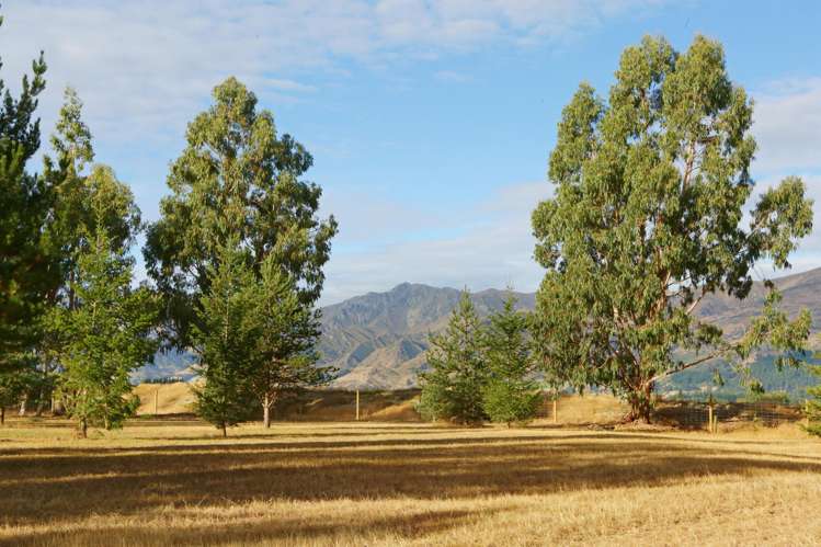 65 Butterfield Road Hawea Flat_10