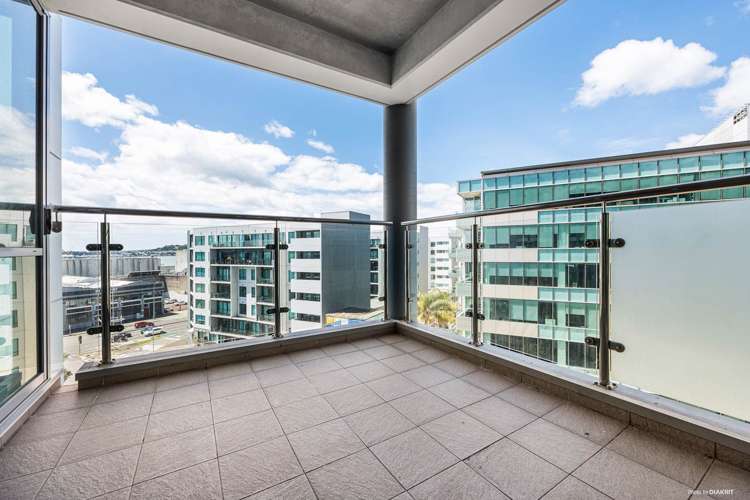 807/30 Beach Road Auckland Central_3