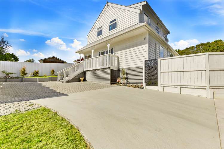 13 Kyle Road Greenhithe_19