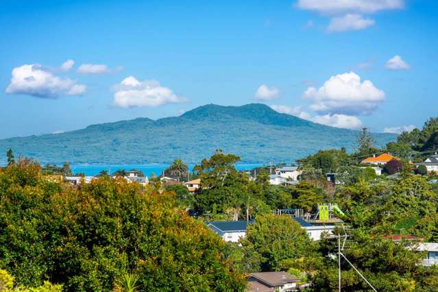 2/365 East Coast Road Mairangi Bay_2
