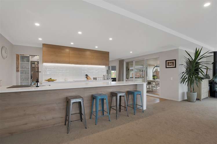 24 Pegasus Main Street Pegasus_16