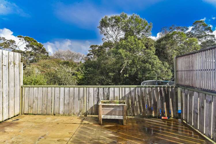 19 Woodhams Street Beach Haven_13