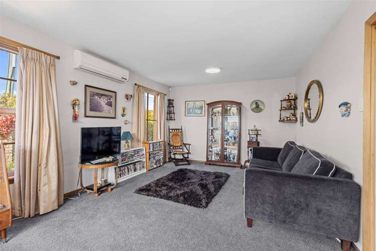 77 Halberg Street Dallington_4