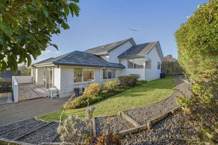 13 Alf Place Somerville_23