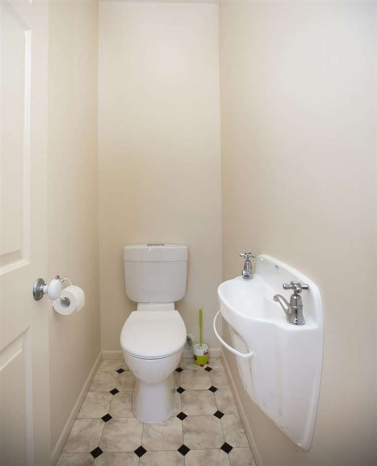 61 Otaki Street Miramar_16