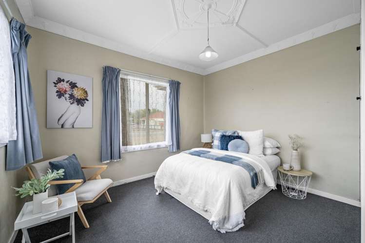 16 Fox Street Avenal_11