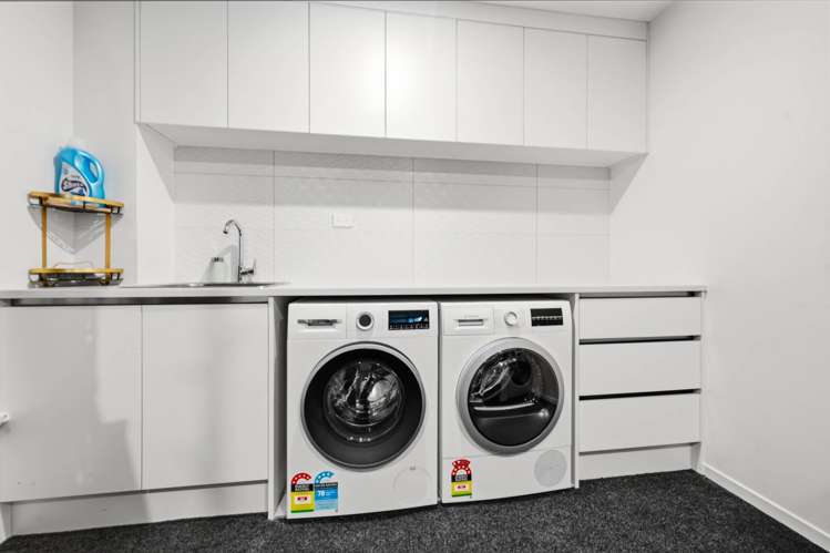 86 Joseph Street Flat Bush_22