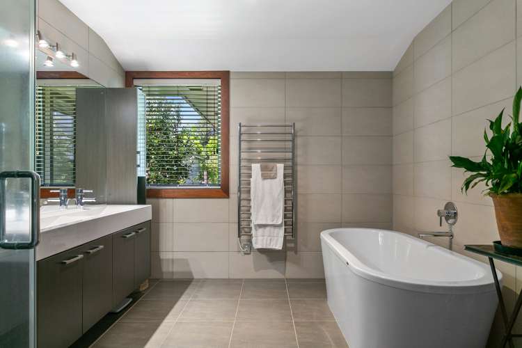 75 Mere Road Taupo_17