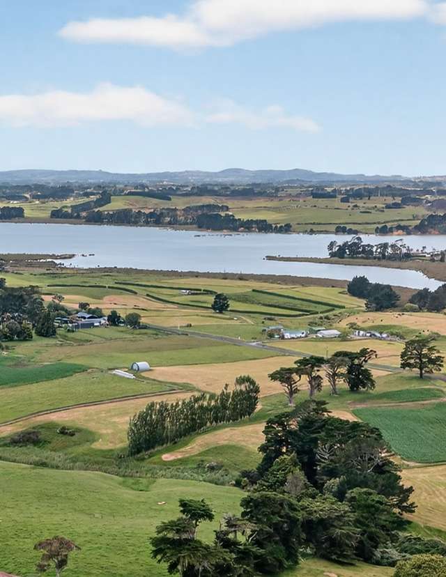 722 Awhitu Road Waiuku_4