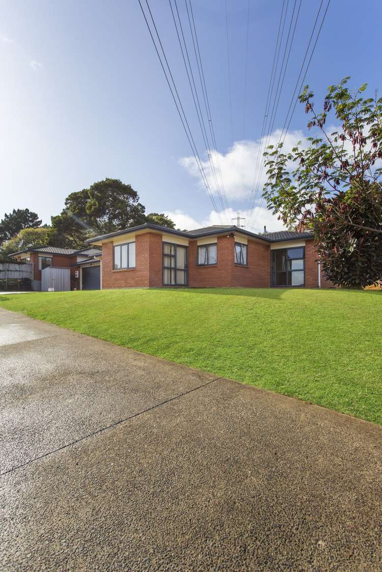 39 Hilltop Road Flat Bush_23