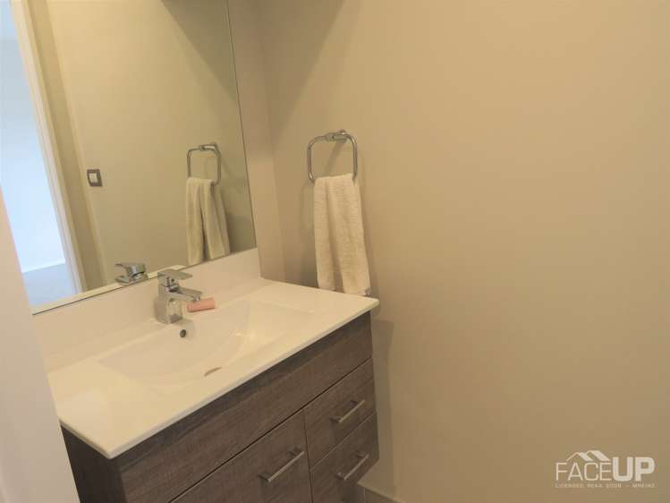 44 Squadron Drive Hobsonville_18