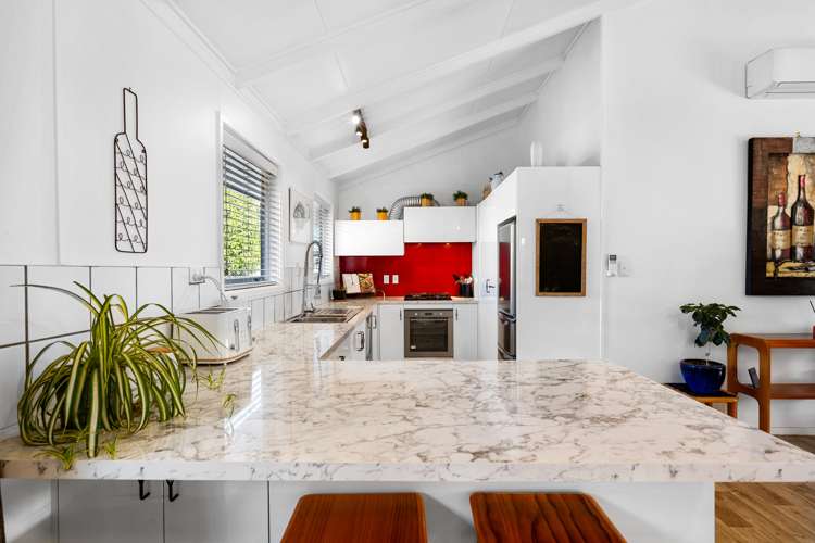 11 Holyrood Street Taradale_3