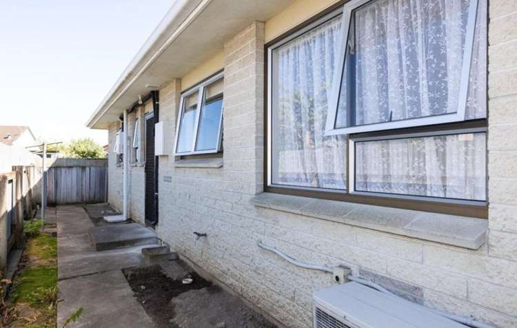2/408 Mclean Street 10482_10