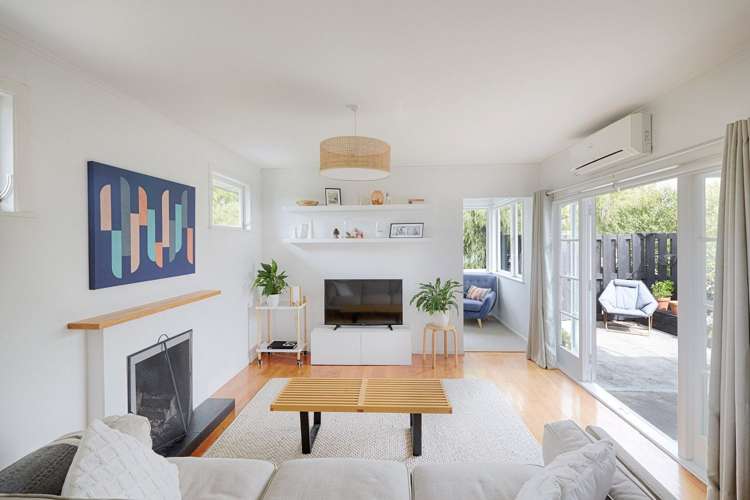 82 Mead Street_0