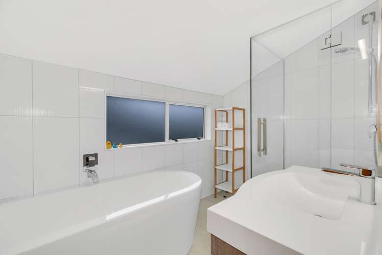 39d Wright Road Point Chevalier_11