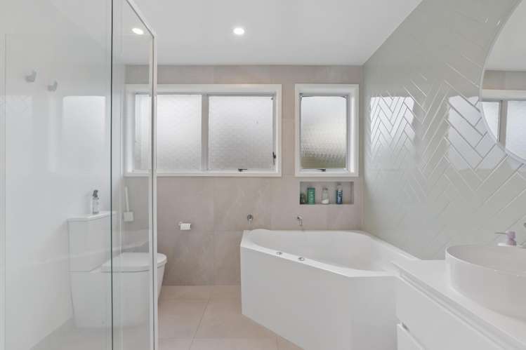 21 Leo Street Glen Eden_13