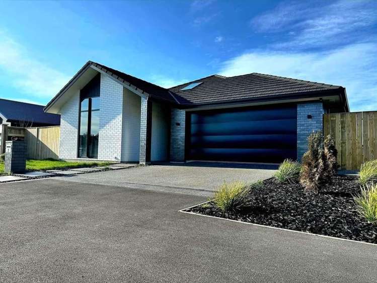 21 Sudbury Way Rolleston_1