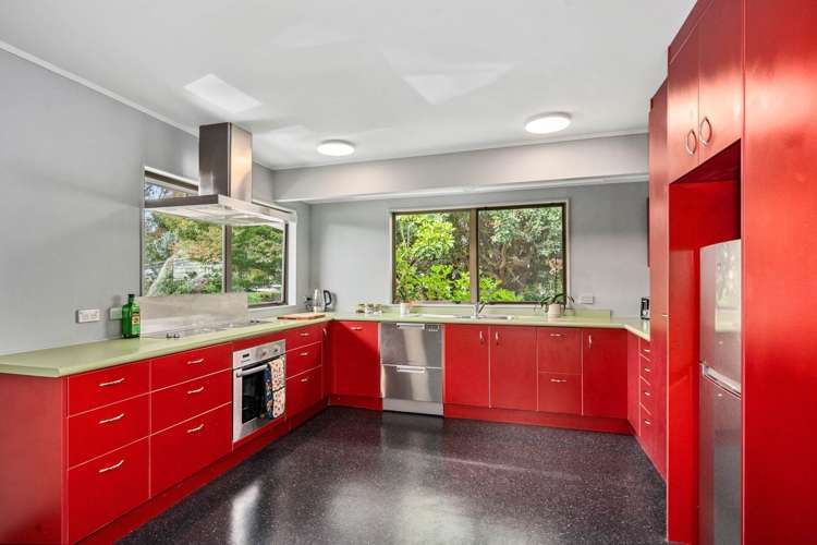 2/5 Hanlon Crescent Narrow Neck_14