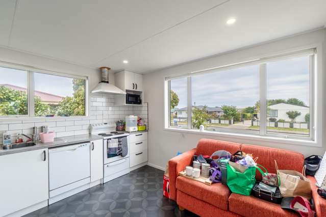 35 Arundel Crescent Strathern_4