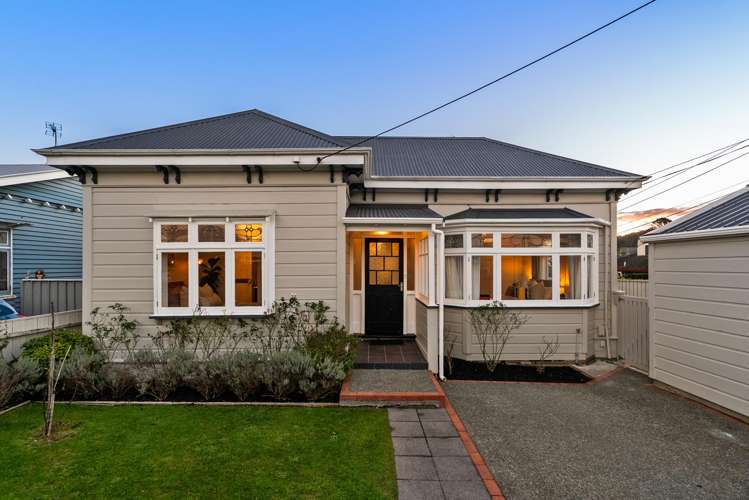 18 Campbell Street Karori_19