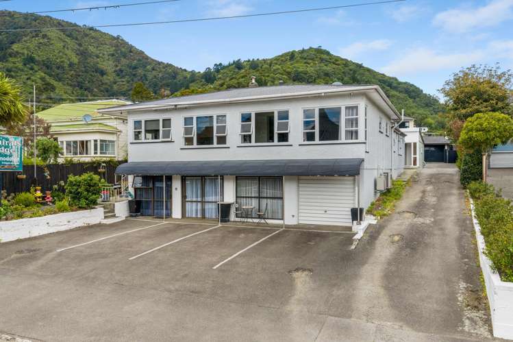 22 Waikawa Road Picton_1