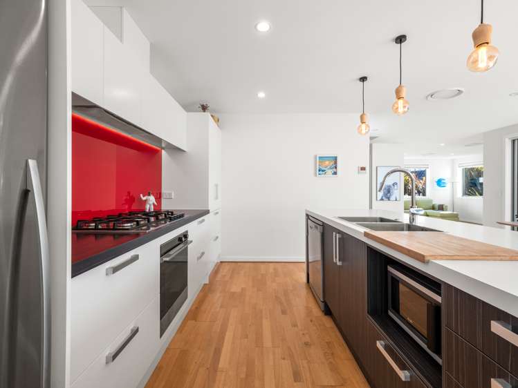 74 Risinghurst Terrace Lower Shotover_14