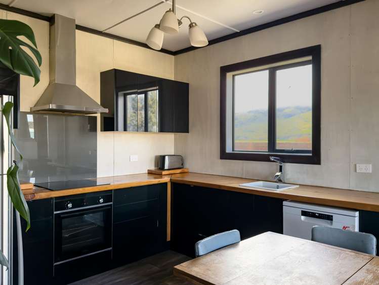 6 Freshford Plains Station Road_1