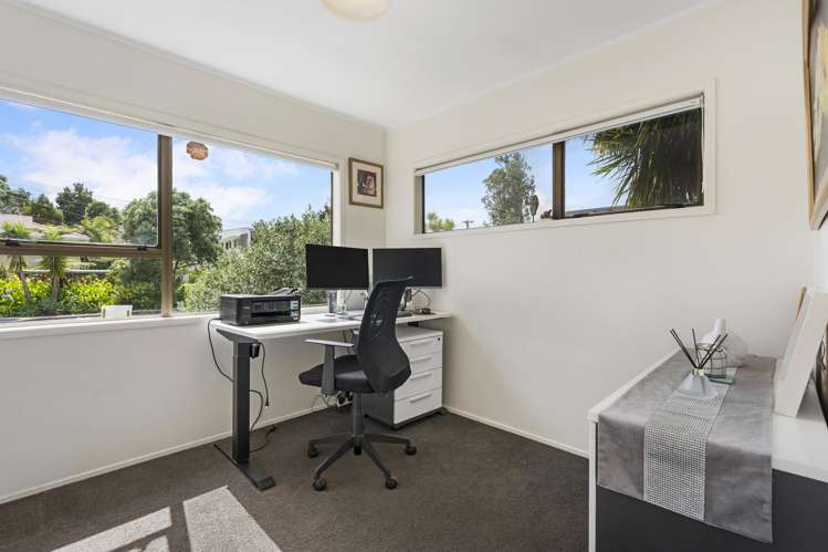 2/10 Seaton Road Murrays Bay_16