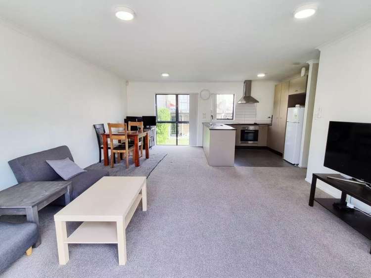 45/172 Mcleod road Te Atatu South_5