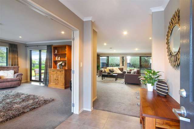 35 Lough Bourne Drive Pukekohe_2