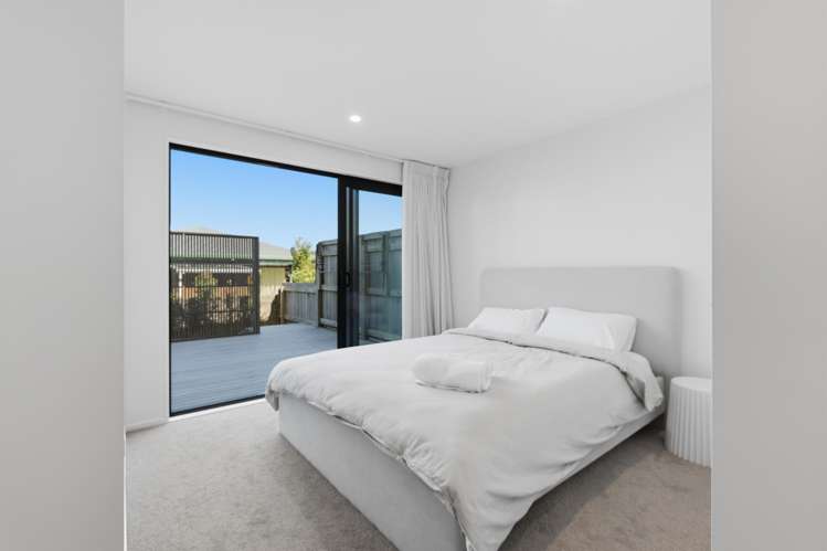 7 Ngaru Way Orewa_21