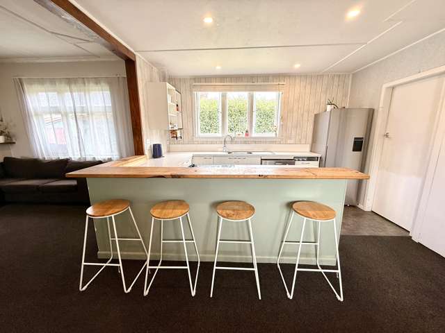 63 Elles Road Otautau_3
