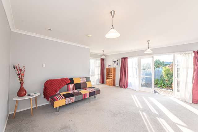 73 Surrey Road Springvale_1