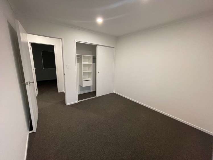 1/29 Kenderdine Road Papatoetoe_4