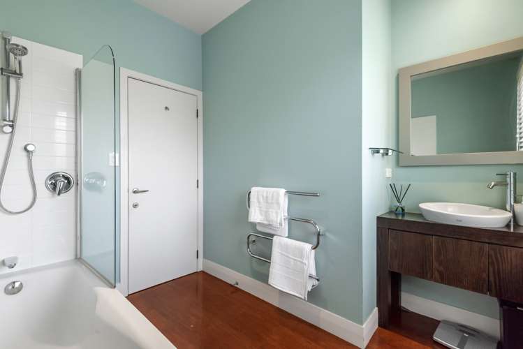 17 Maui Grove Remuera_24