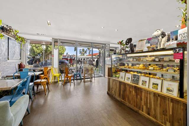 12 Bow Street Raglan_3