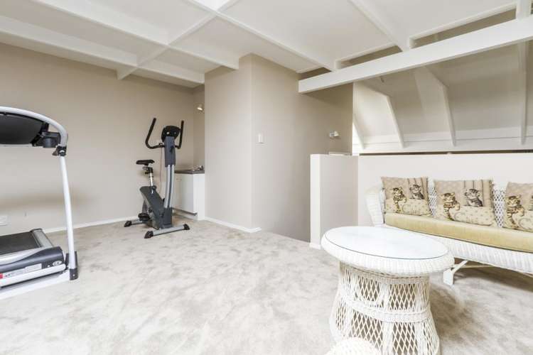 2/2 Korotaha Terrace Rothesay Bay_12