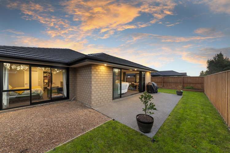 57 Quinn Crescent Woodend_25