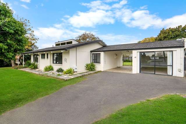 Spacious 3 Bedroom Family Home with Rumpus Room