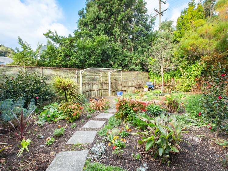 701 Richmond Street Thames_18