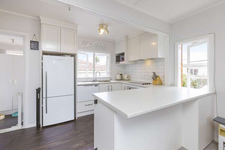 1/17 King Edward Avenue Papakura_7