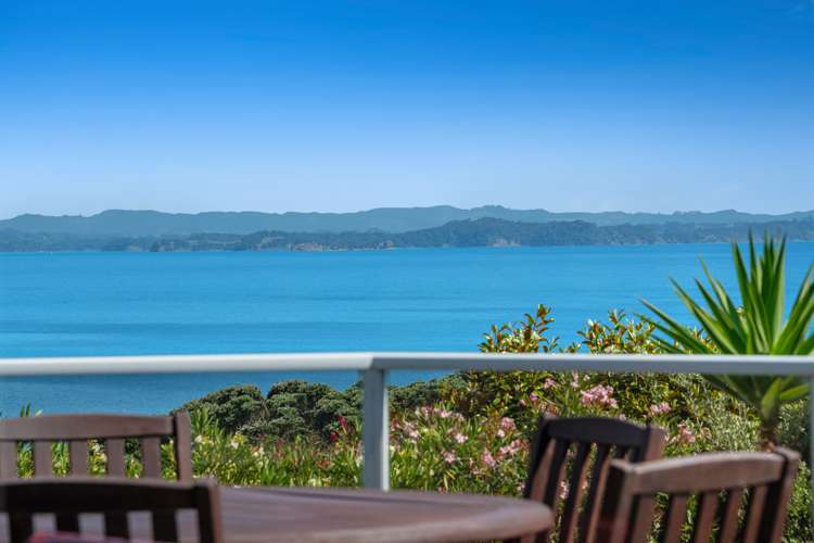 1326 Whangaparaoa Road Army Bay_11