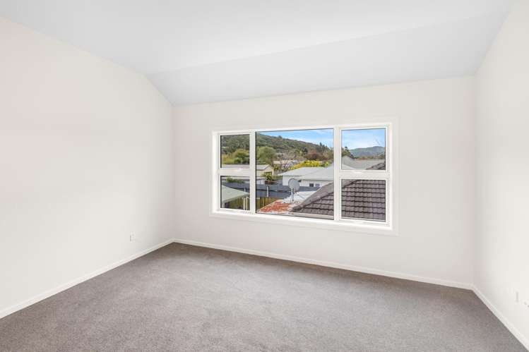 82 Main Road Wainuiomata_4