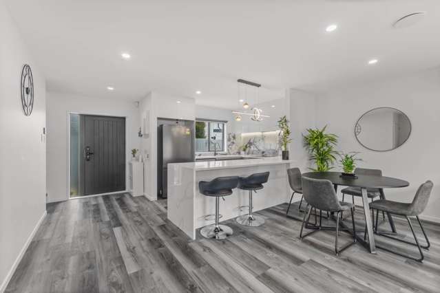 2/7 Gambare Place Wattle Downs_3