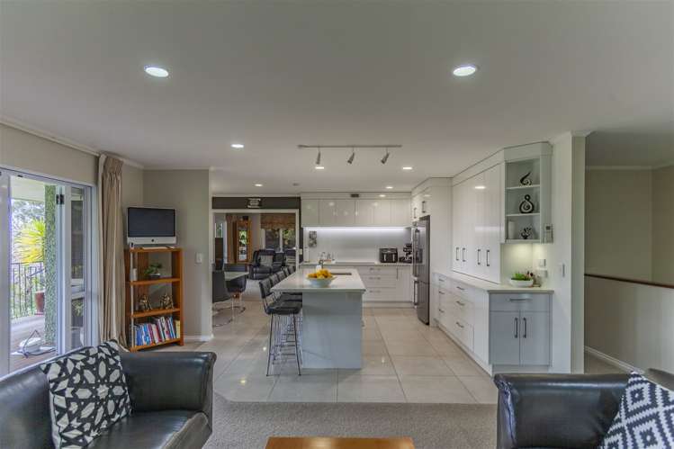 43 Hetley Crescent Taradale_9