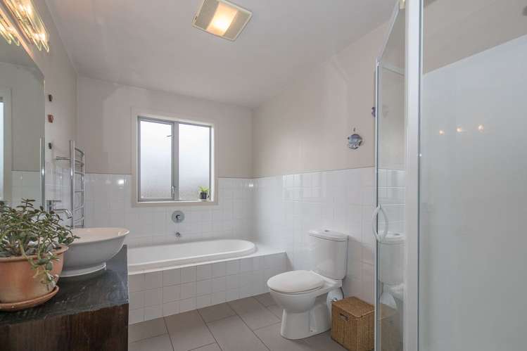 29 Kingston Street Albert Town_10