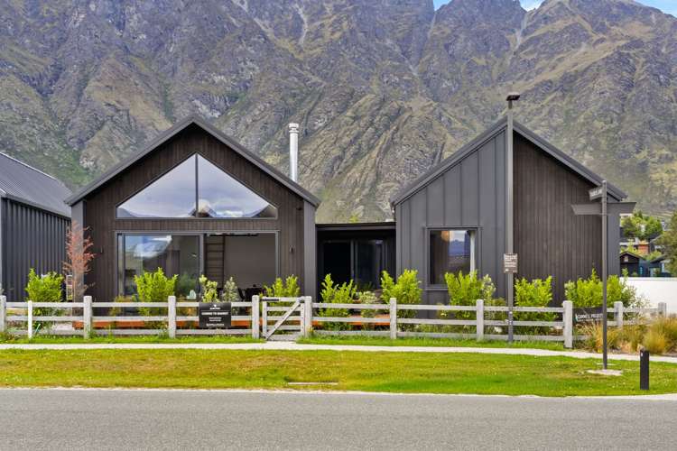 10 Taurus Lane Jack's Point_39