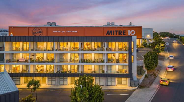 323/17 Link Crescent Stanmore Bay_7