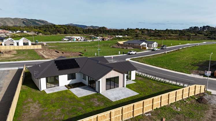 24 Kotuku Ngutupapa Way  Waikanae_6