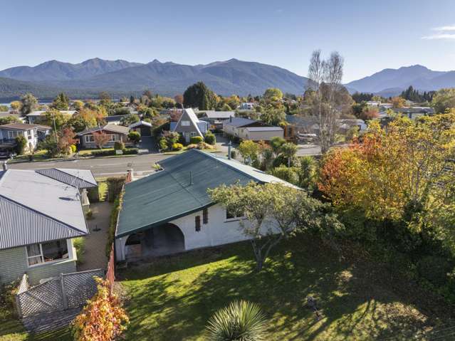 Te Anau Gem